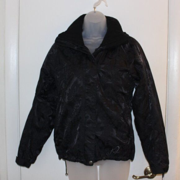 Snow Jacket  - Picture 1 of 9